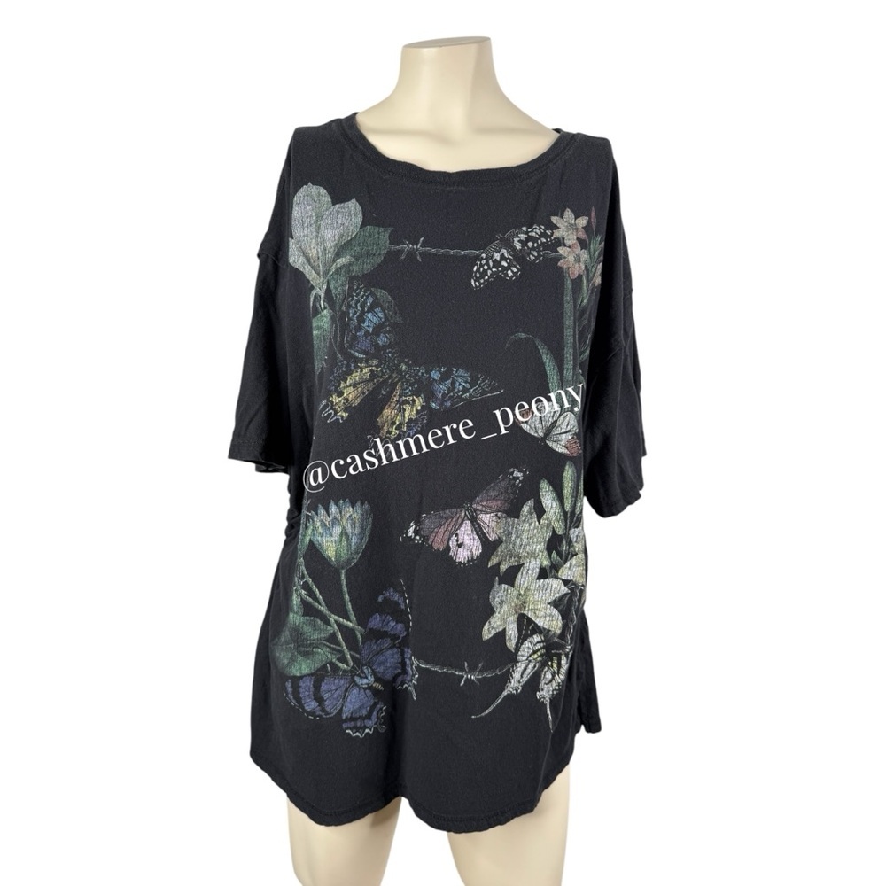 Aeropostale The OG Tee Collection Botanical Flowers and Butterflies Tee Small - Picture 1 of 10